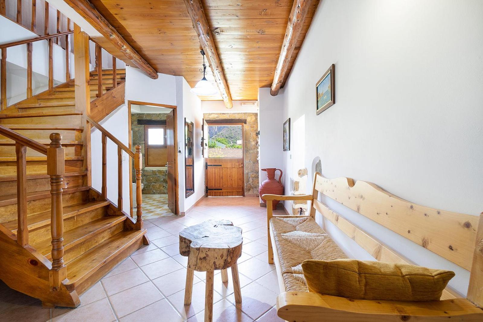 4-Bedroom Topolia House Εξωτερικό φωτογραφία