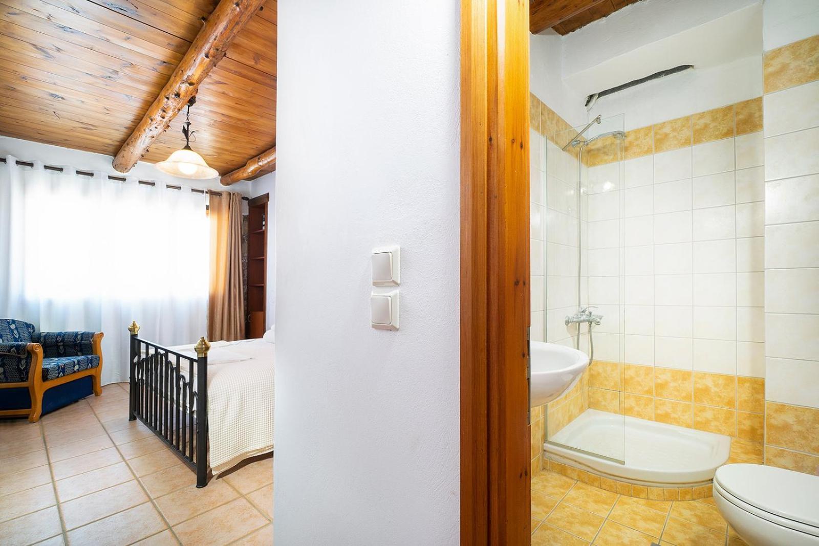4-Bedroom Topolia House Εξωτερικό φωτογραφία