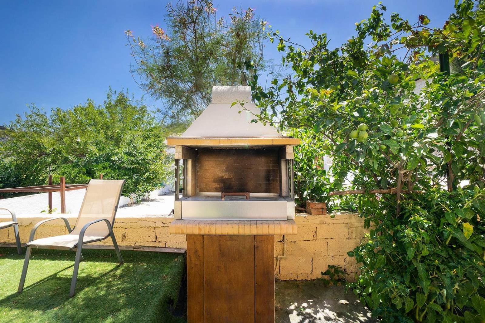 4-Bedroom Topolia House Εξωτερικό φωτογραφία